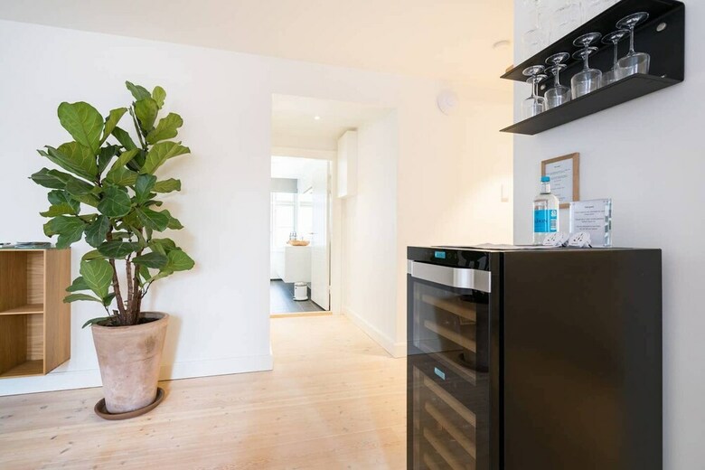 Apartamentos Dinesen Collection Luxury Condos By Kings Square