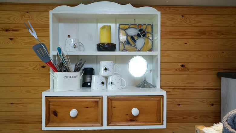 Beehive @ Westcote Glamping- Campsite