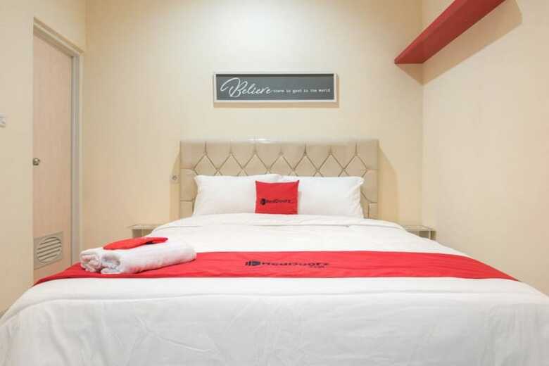 Hotel Reddoorz @ Tebet Barat 2