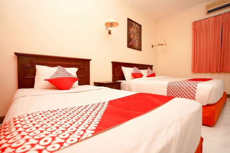 Hostal Oyo 1225 Hotel Dibino