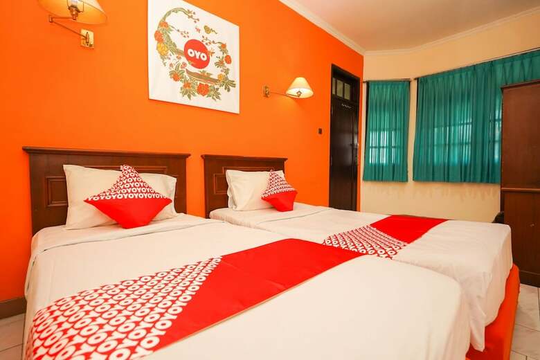Hostal Oyo 1225 Hotel Dibino