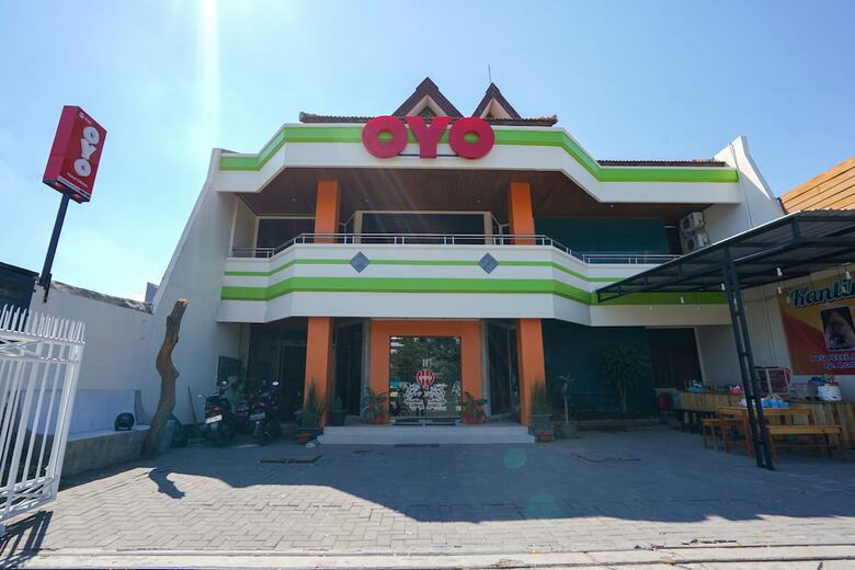 Hostal Oyo 1225 Hotel Dibino