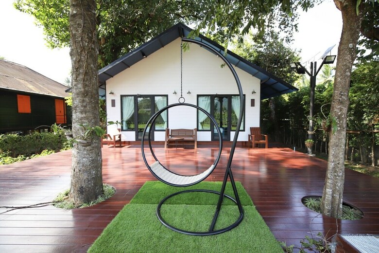 Hotel St Resort