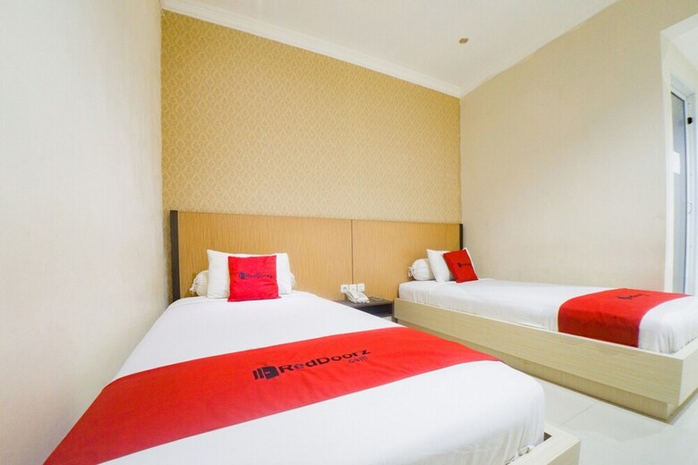 Hotel Reddoorz @ Boulevard Panakkukang Mas