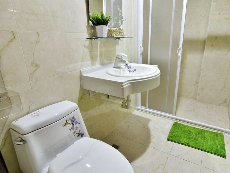 Hotel Happy Stays Inn