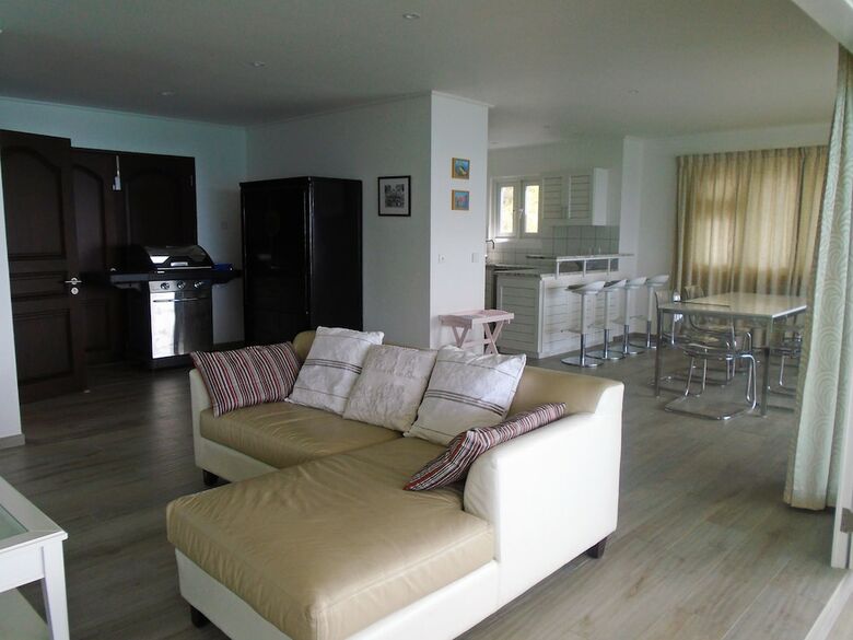 Apartamentos Vallonend Beach Front Villa