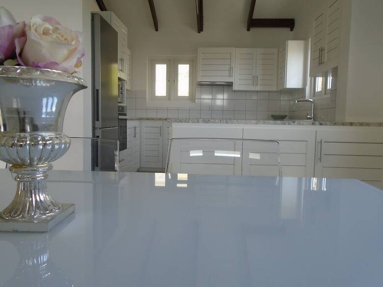 Apartamentos Vallonend Beach Front Villa