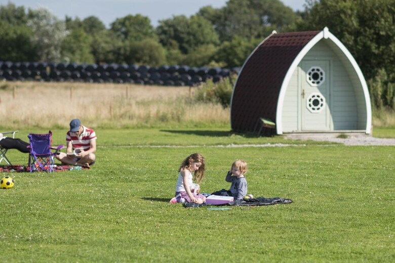Cabana Camping Pod Near Lake - Campsite.