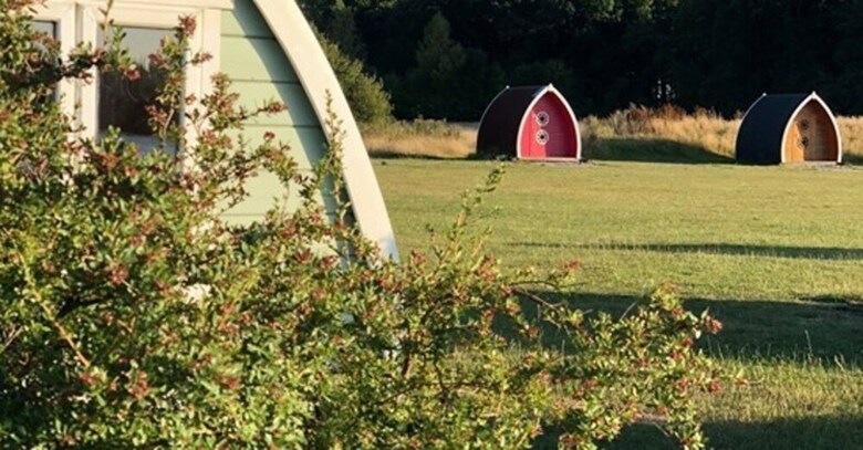 Cabana Camping Pod Near Lake - Campsite.