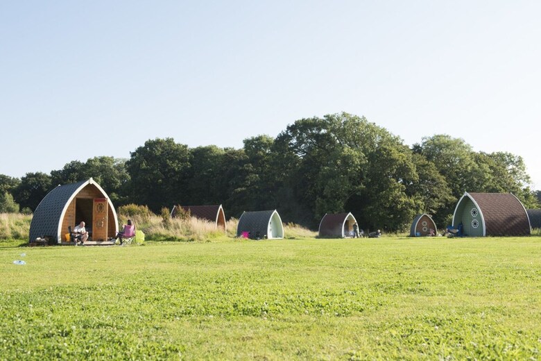 Cabana Camping Pod Near Lake - Campsite.