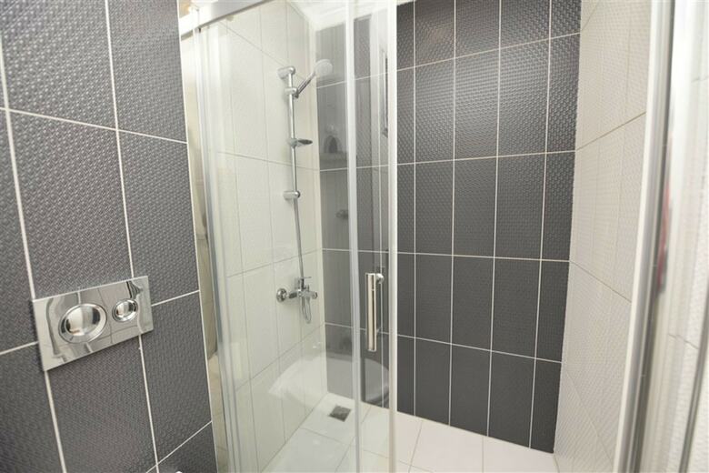 Apartamentos Crown City