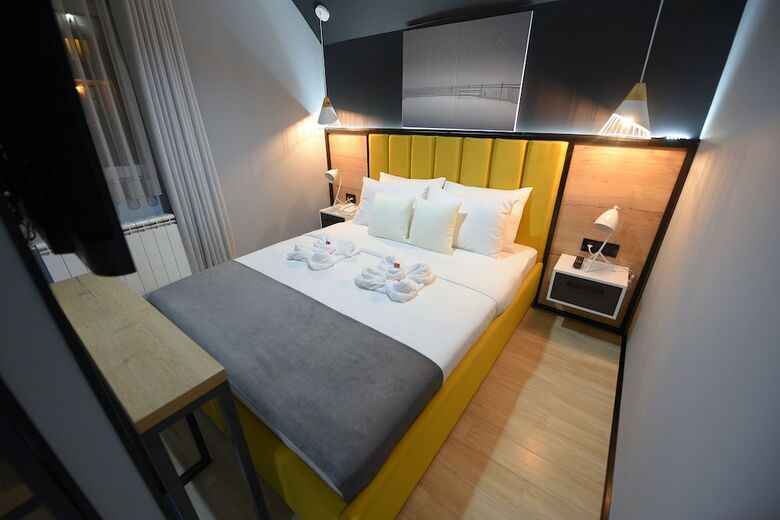 Dream House Hotel
