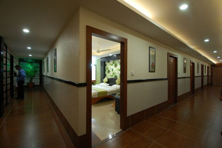 Hotel Ambassador