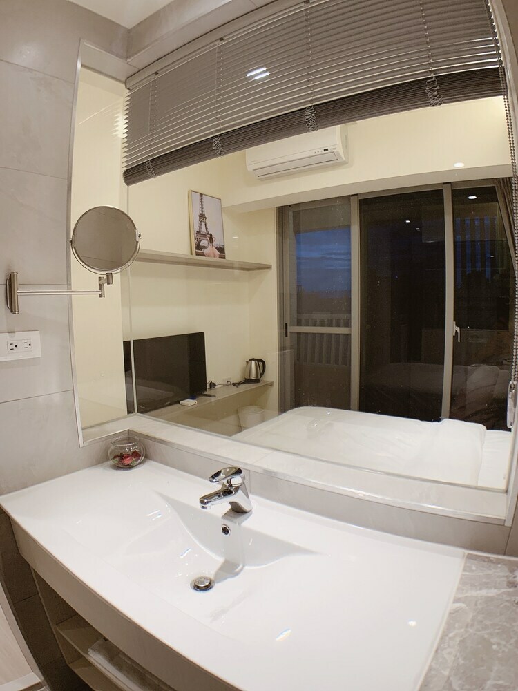 Hotel Shine Residence