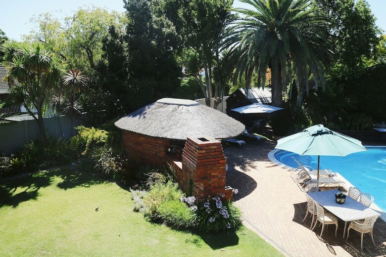 Bed & Breakfast Windsor House