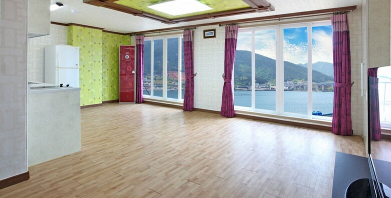 Tongyeong Tower Pension