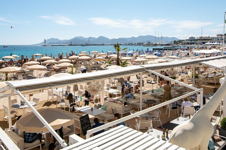 Cannes Studio Apartment With AC