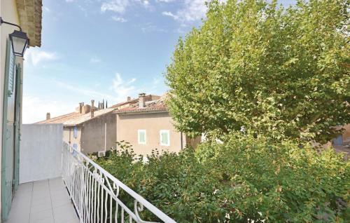 Apartment Le Barroux St-924