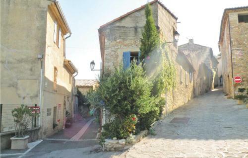 Apartment Le Barroux St-924