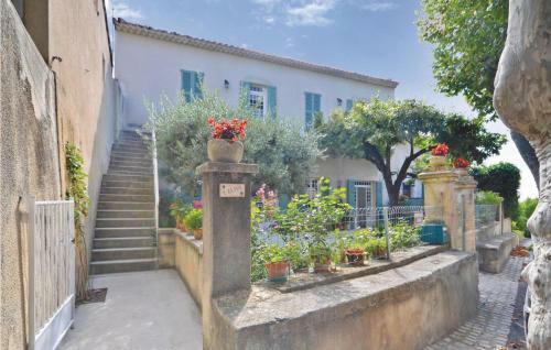 Apartment Le Barroux St-924