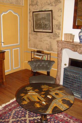 Bed & Breakfast Ch�teau De Serrigny