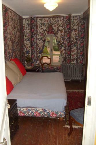 Bed & Breakfast Ch�teau De Serrigny