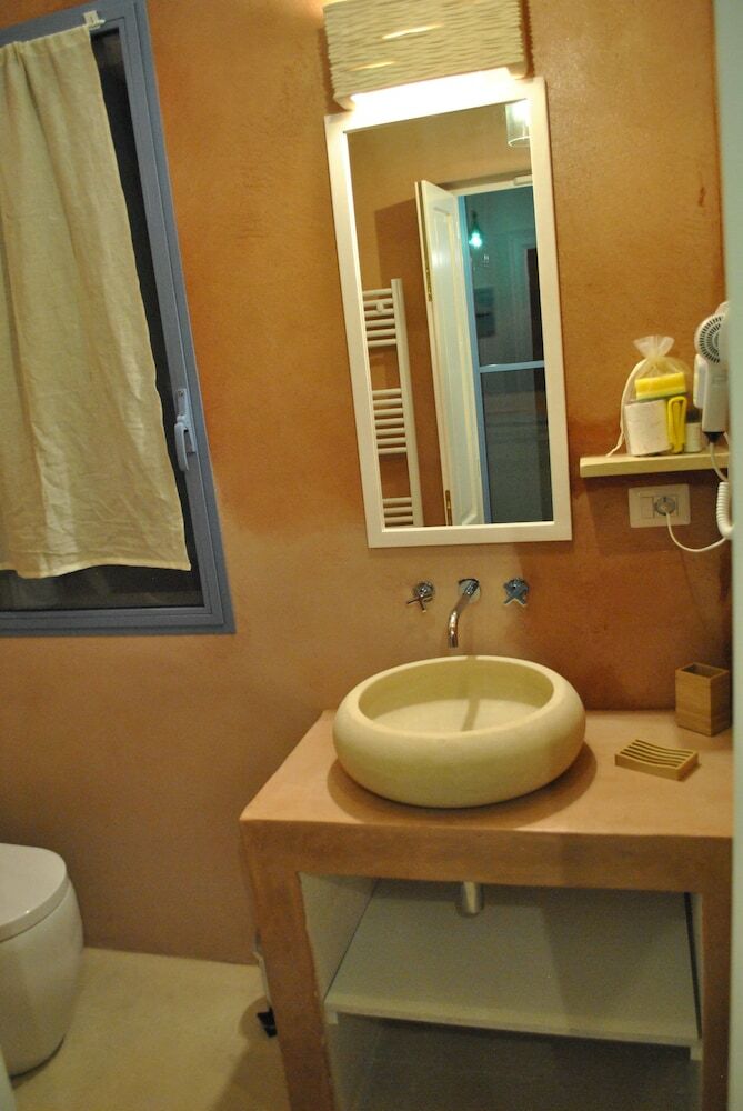 Hotel La Naca Sul Mare