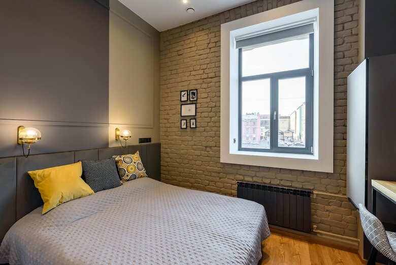 Apart104 Center