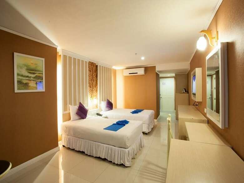 Bay Hotel Srinakarin
