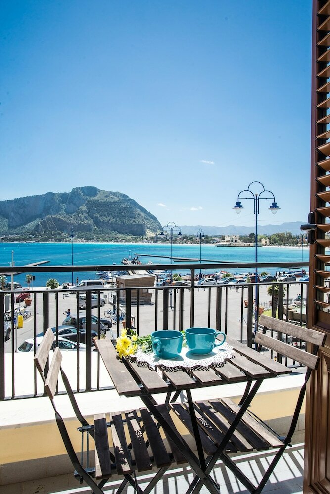 Apartamento Casetta Vista Mare In Piazza A Mondello