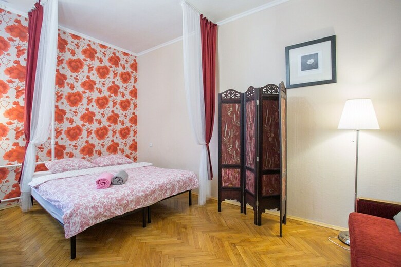 Apartment On Goncharnaya Naberezhnaya