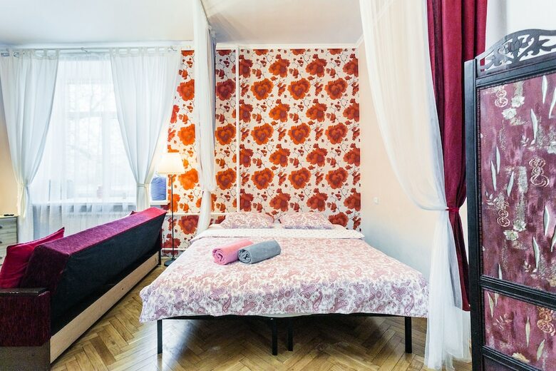 Apartment On Goncharnaya Naberezhnaya