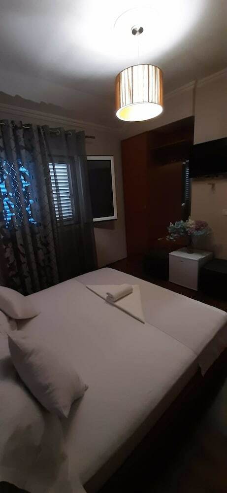 Hotel Bylis