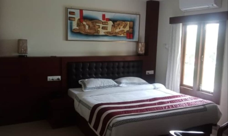Hotel Ariees Grand
