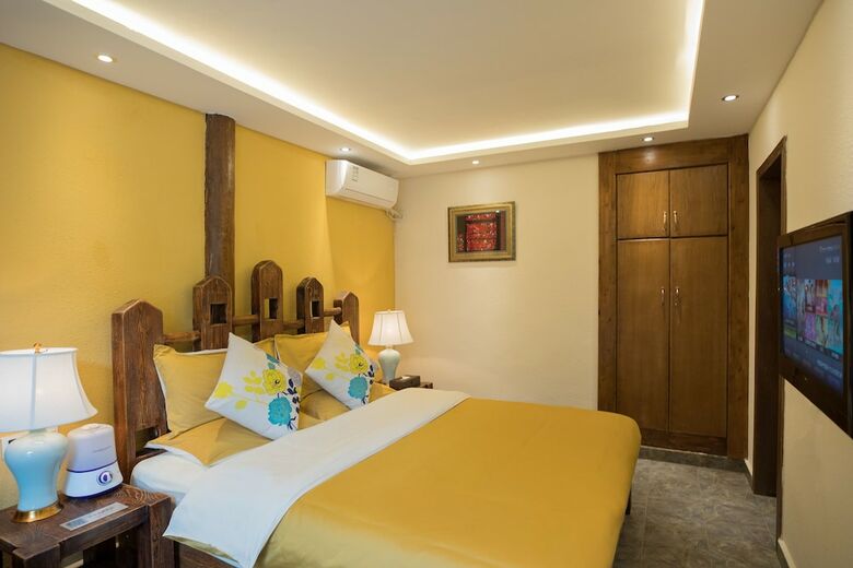 Hotel Li Jiang Tang Feng Yard No.1