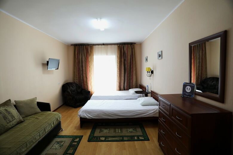 Hostal U Krasnogo Mosta - Hostel