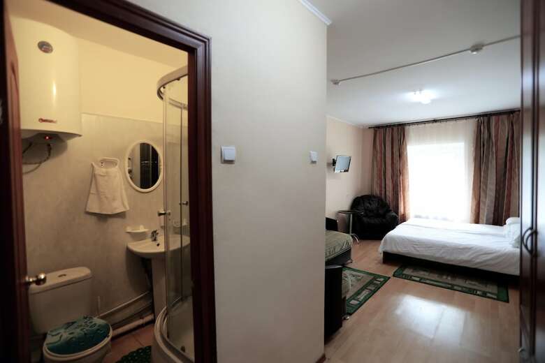 Hostal U Krasnogo Mosta - Hostel