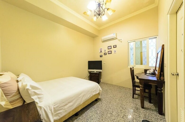 Hotel Uju B&B