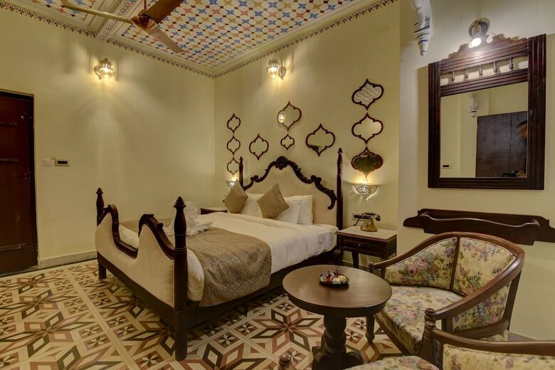 Hotel Janak Vilas
