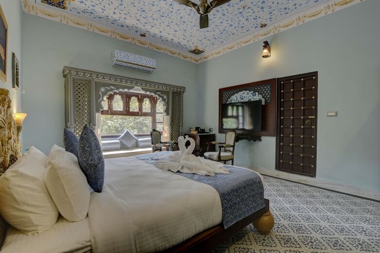 Hotel Janak Vilas