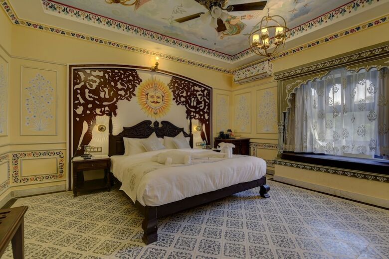 Hotel Janak Vilas