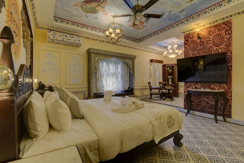 Hotel Janak Vilas