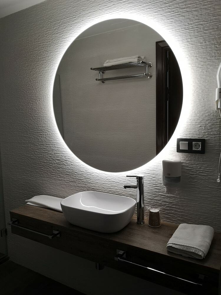 Hotel Qb Almagro Centro