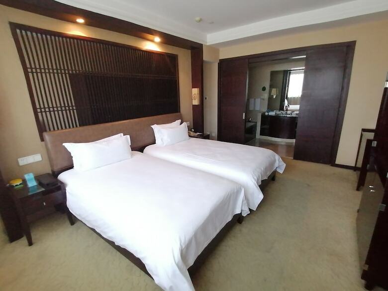 Yiwu Hotel