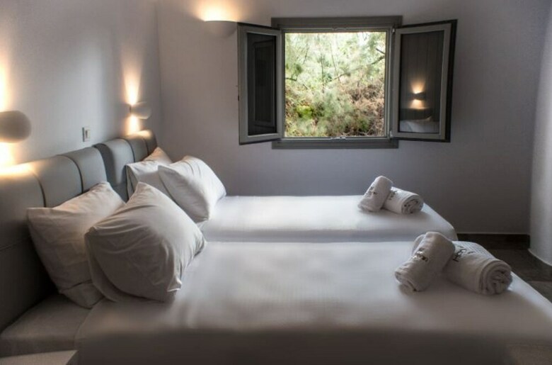 Harmonia Beach Hotel