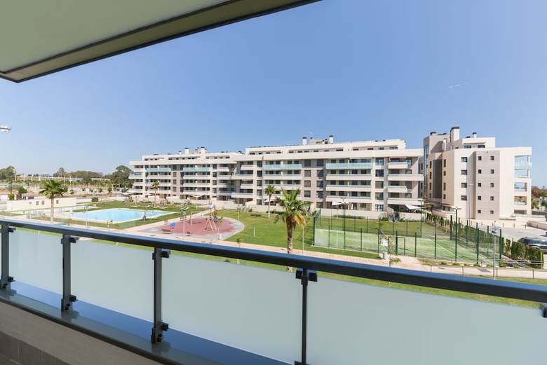 Apartamentos Holidays2 Malaga Ciza�a