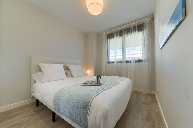 Apartamentos Holidays2 Malaga Ciza�a