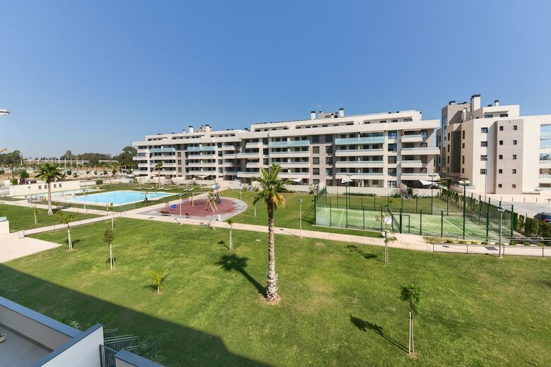 Apartamentos Holidays2 Malaga Ciza�a