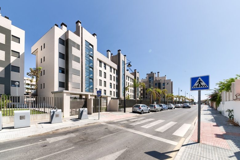 Apartamentos Holidays2 Malaga Ciza�a