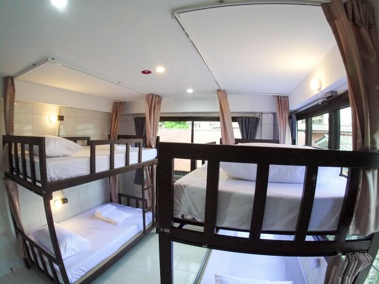 Hostal Bed De Bell Hostel